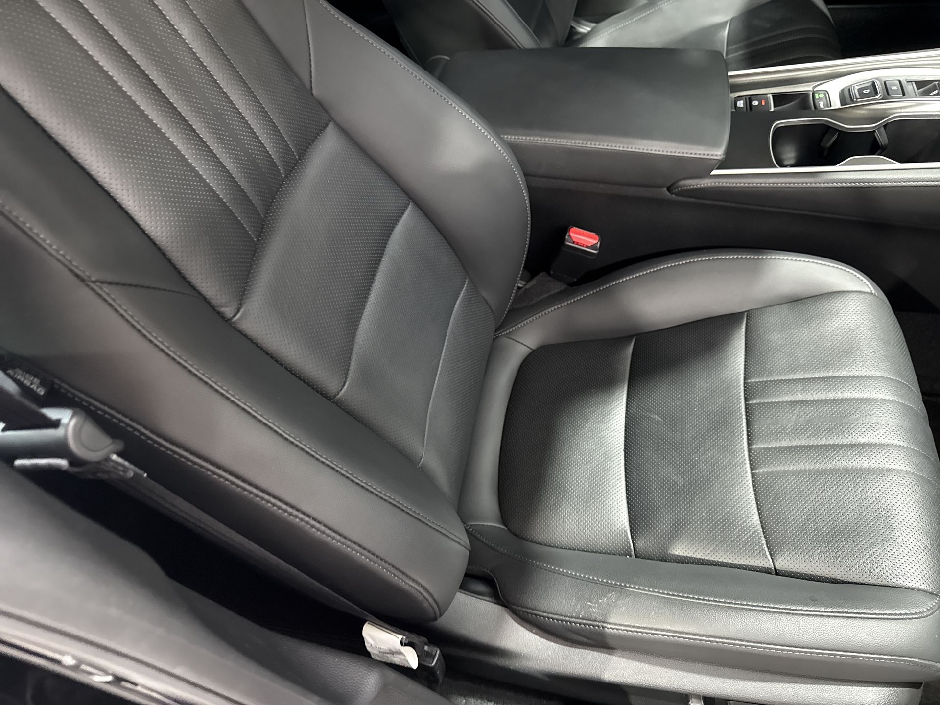 2022 Honda ACCORD TOURING