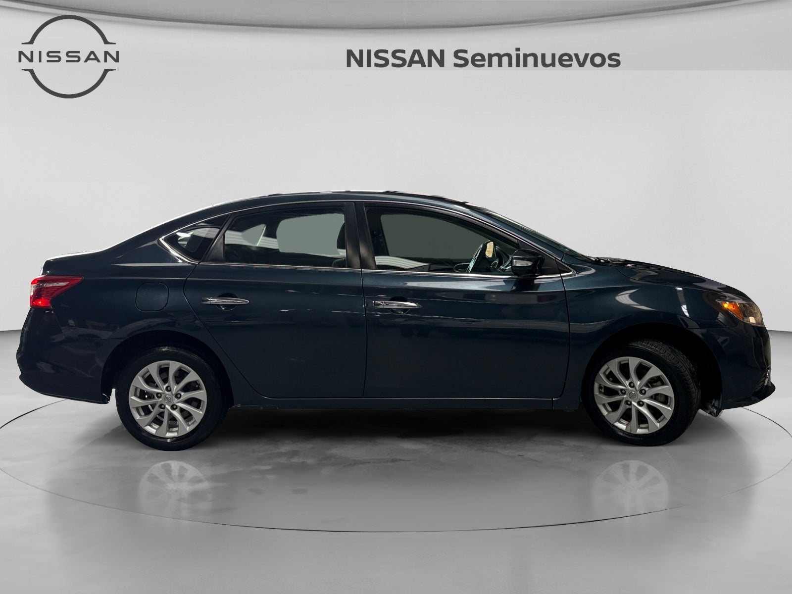 2018 Nissan SENTRA ADVANCE MT