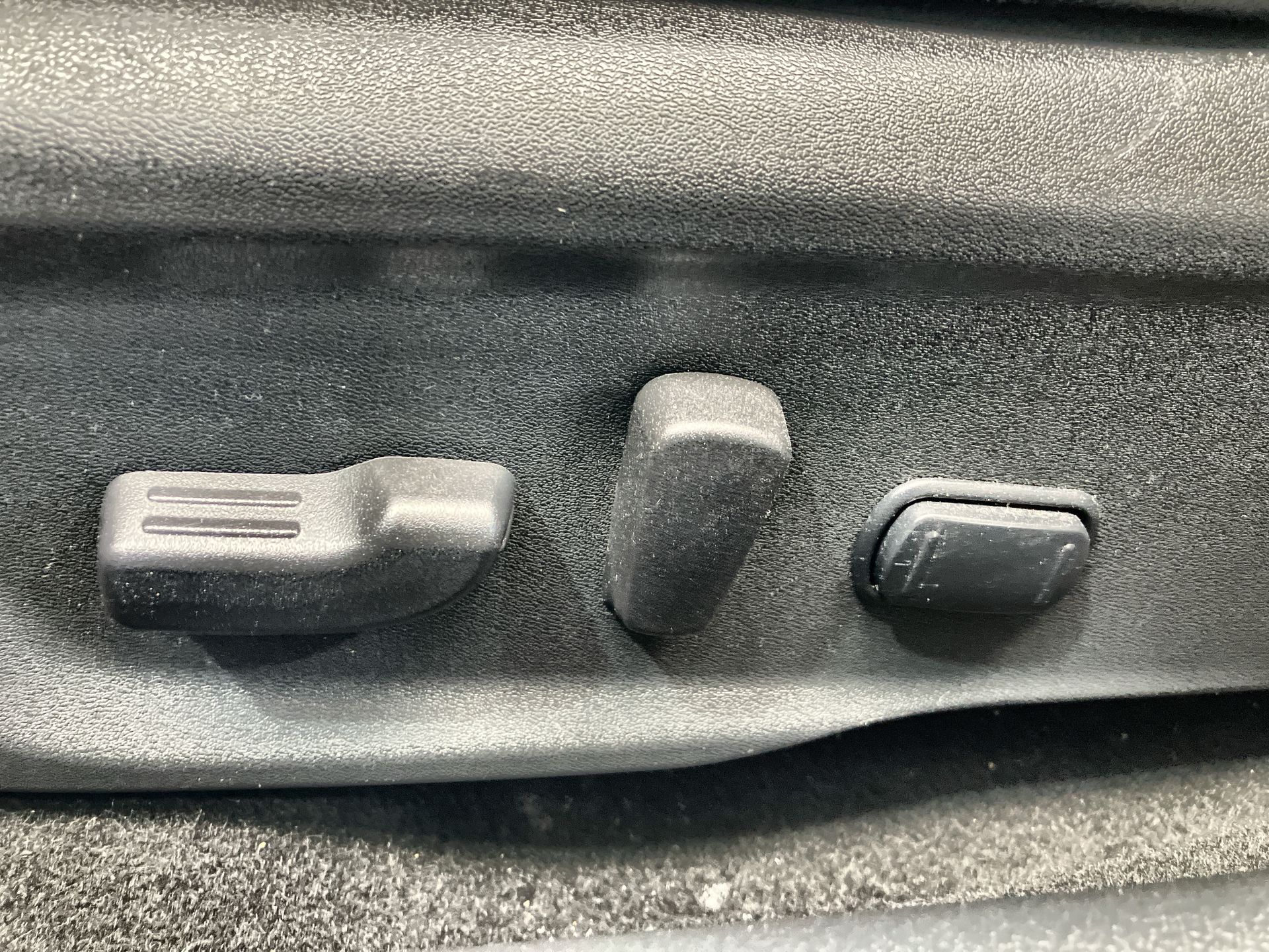 2023 Nissan SENTRA PLATINUM CVT 23