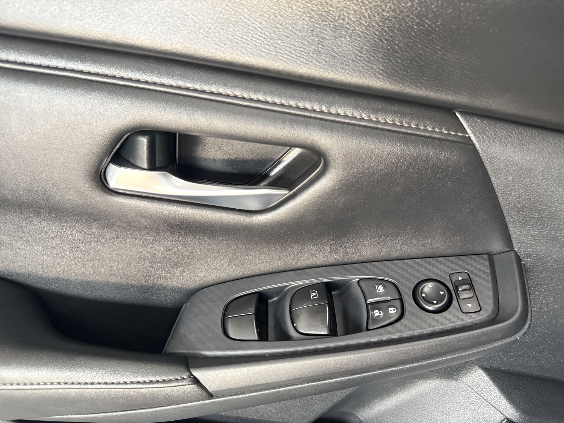 2024 Nissan SENTRA ADVANCE TM 24