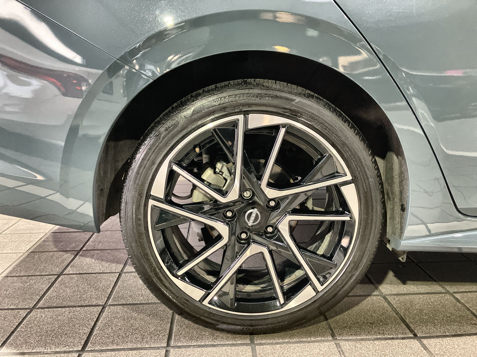 2024 Nissan SENTRA PLATINUM BITONO CVT 24