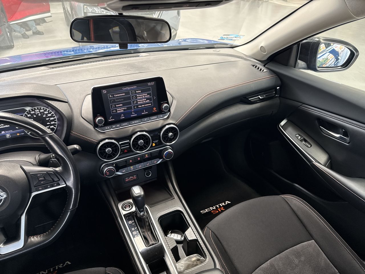 2021 Nissan SENTRA SR BITONO CVT 21