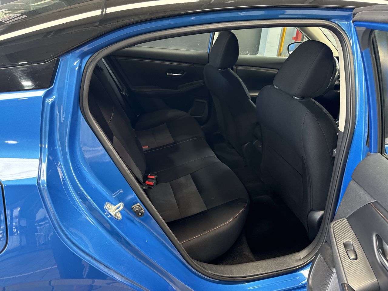 2021 Nissan SENTRA SR BITONO CVT 21