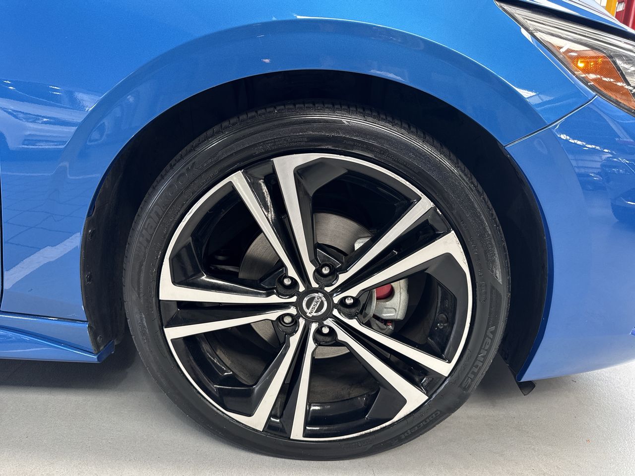 2021 Nissan SENTRA SR BITONO CVT 21