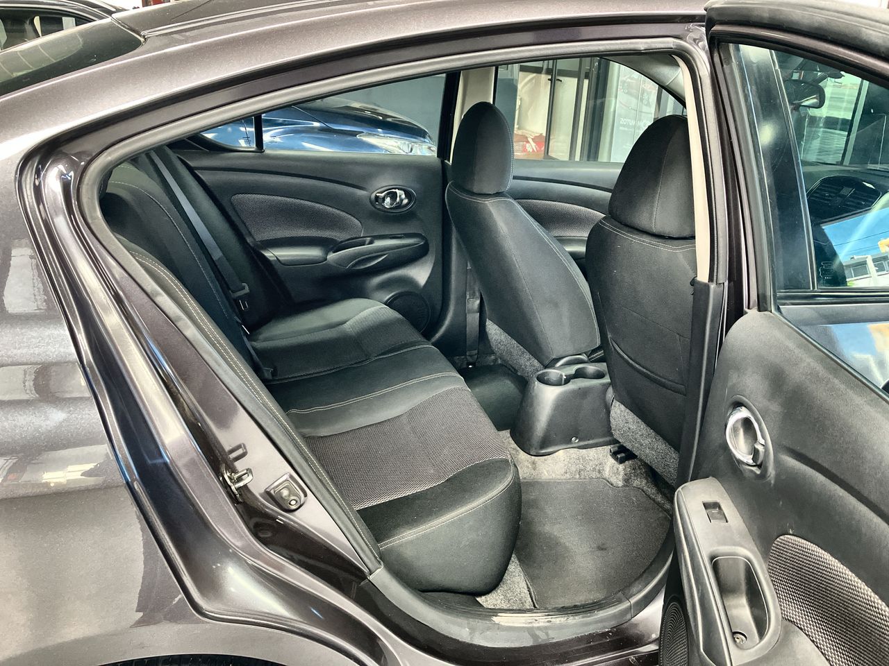 2018 Nissan VERSA ADVANCE AT AC