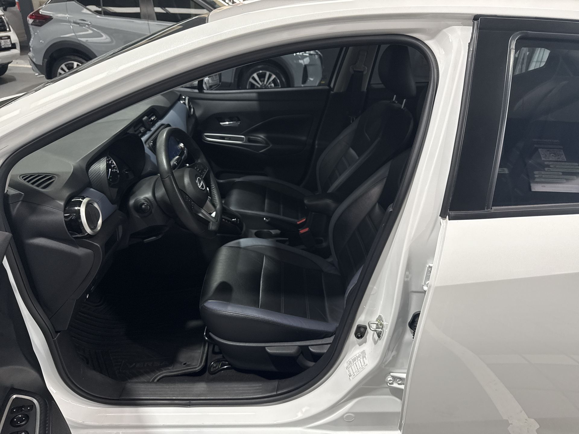 2023 Nissan VERSA EXCLUSIVE CVT 23