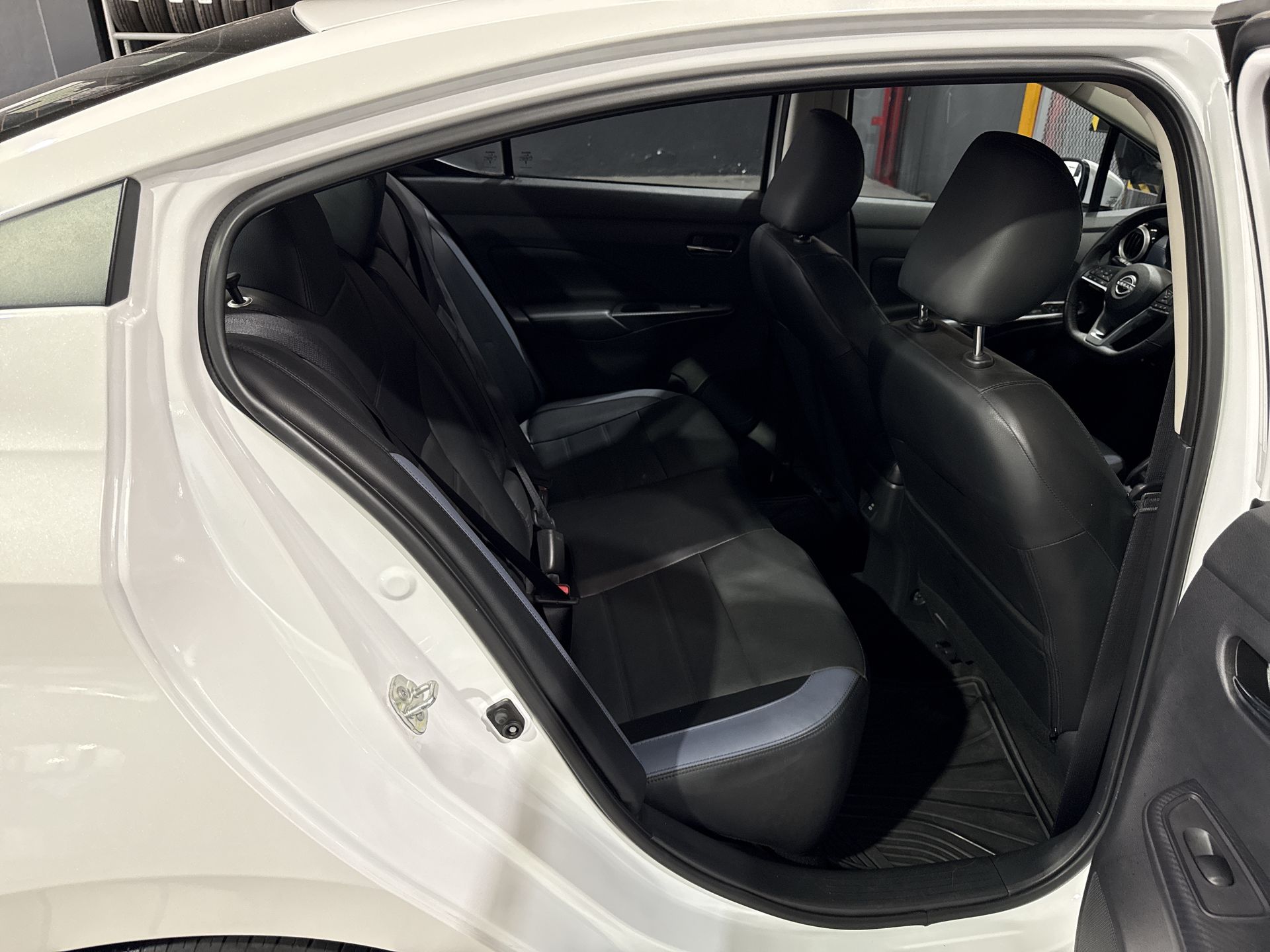 2023 Nissan VERSA EXCLUSIVE CVT 23