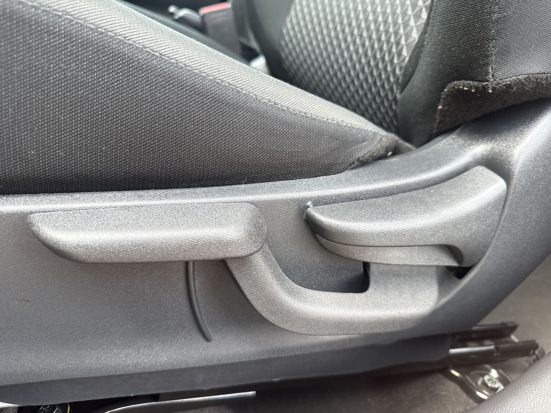 2024 Nissan VERSA SENSE CVT 24