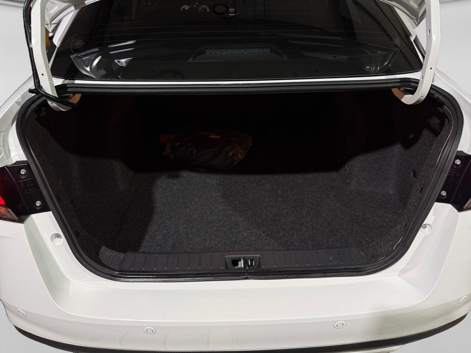 2025 Nissan VERSA ADVANCE MT 25