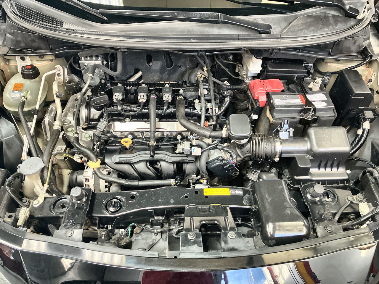 2021 Nissan VERSA ADVANCE MT 21