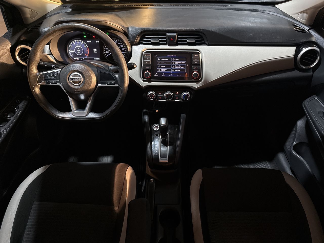 2020 Nissan VERSA ADVANCE CVT