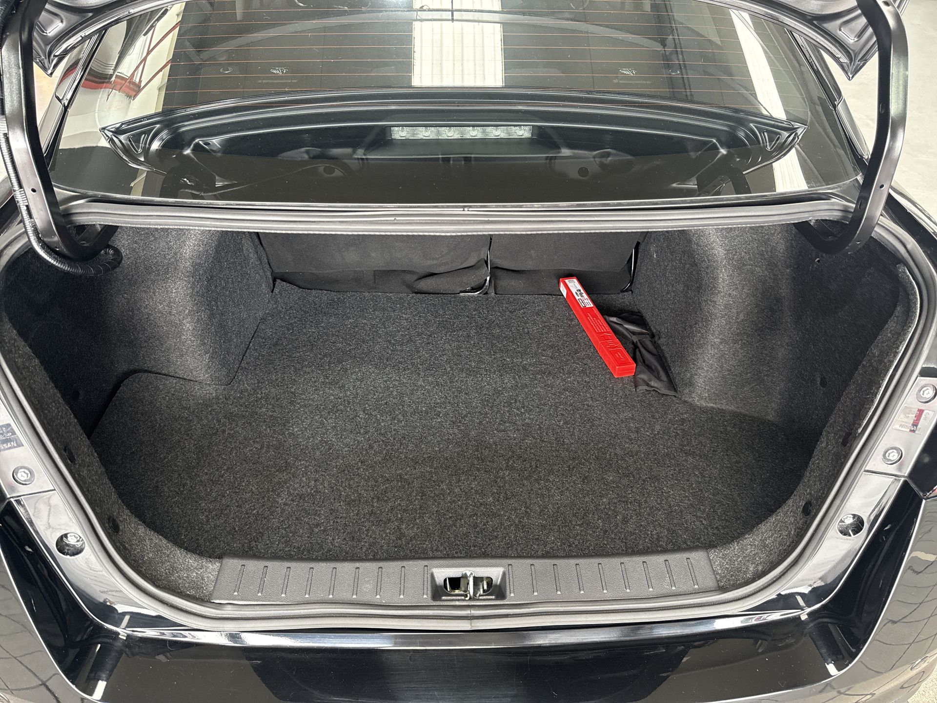 2025 Nissan VERSA ADVANCE MT 25
