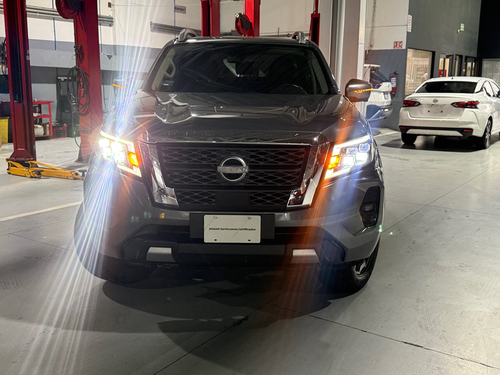 2023 Nissan FRONTIER PLATINUM LE TA 23