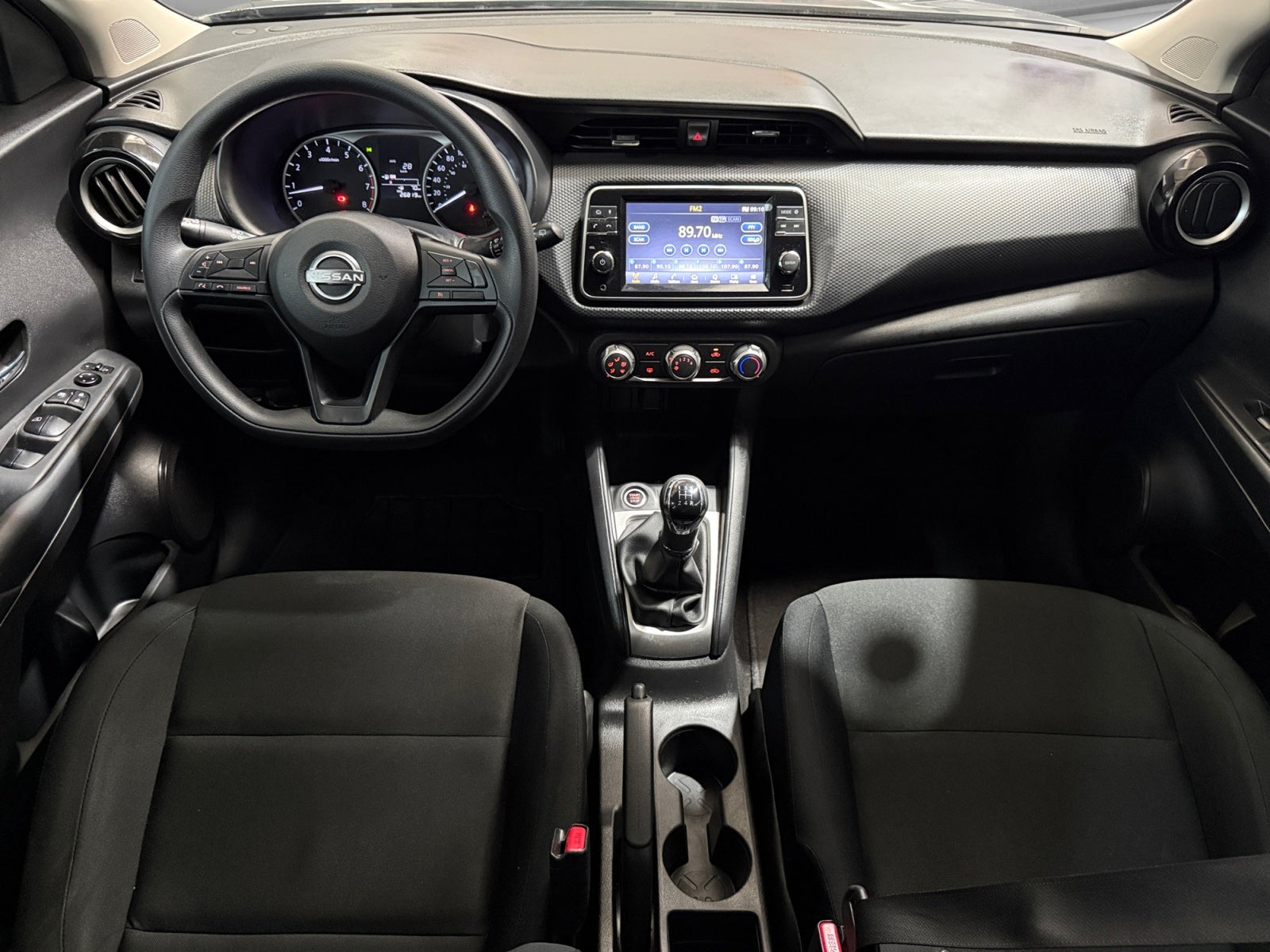 2024 Nissan KICKS PLAY ADVANCE 1.6 LTS MT 24