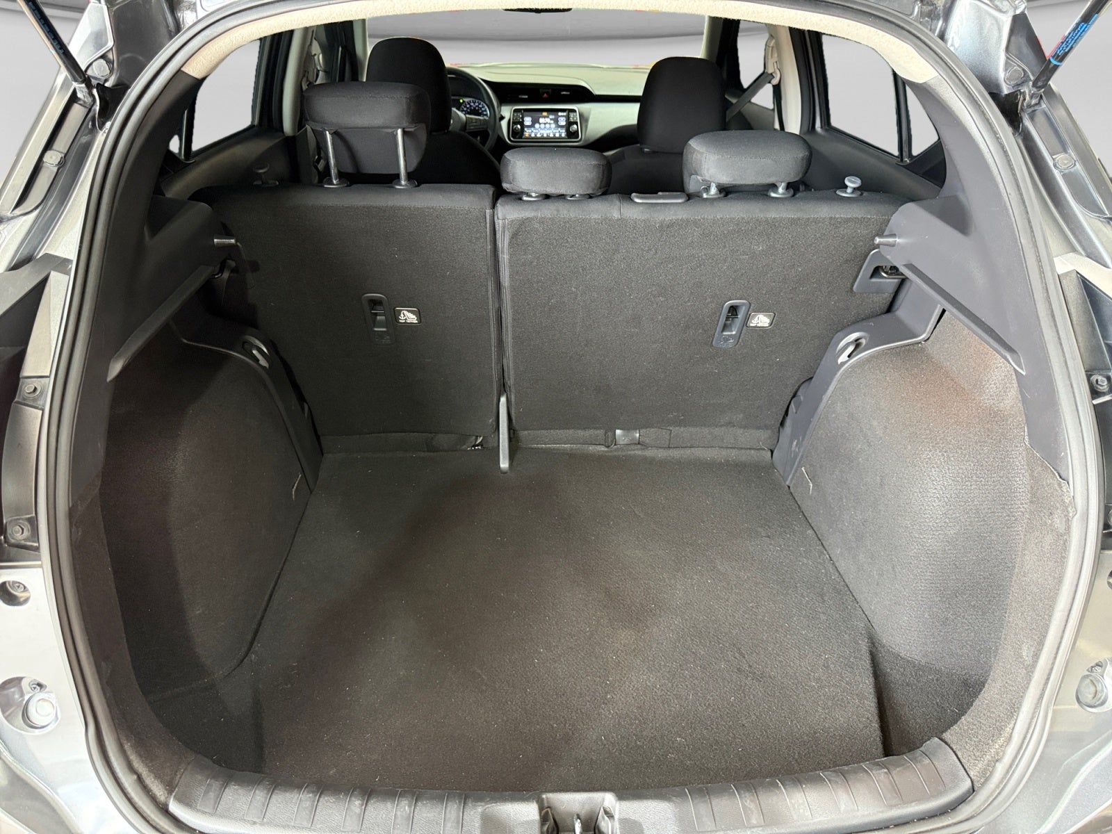 2024 Nissan KICKS PLAY ADVANCE 1.6 LTS MT 24