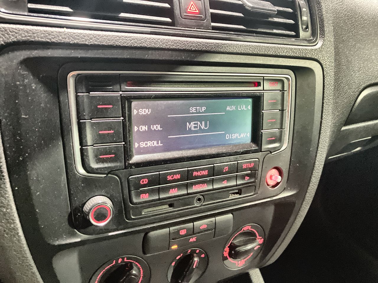 2016 Volkswagen JETTA 2.0 STD.