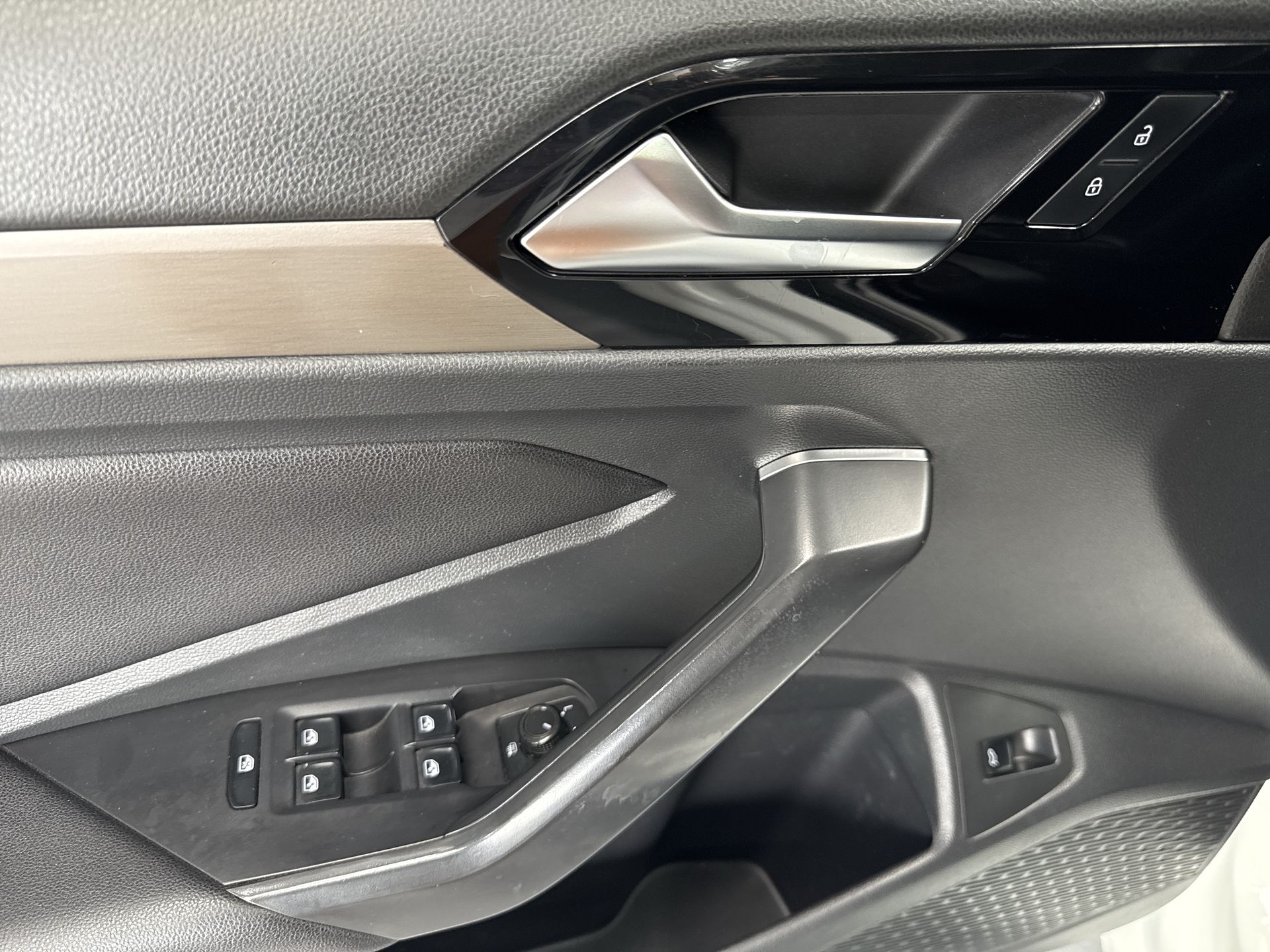2019 Volkswagen JETTA HIGHLINE TIPTRONIC