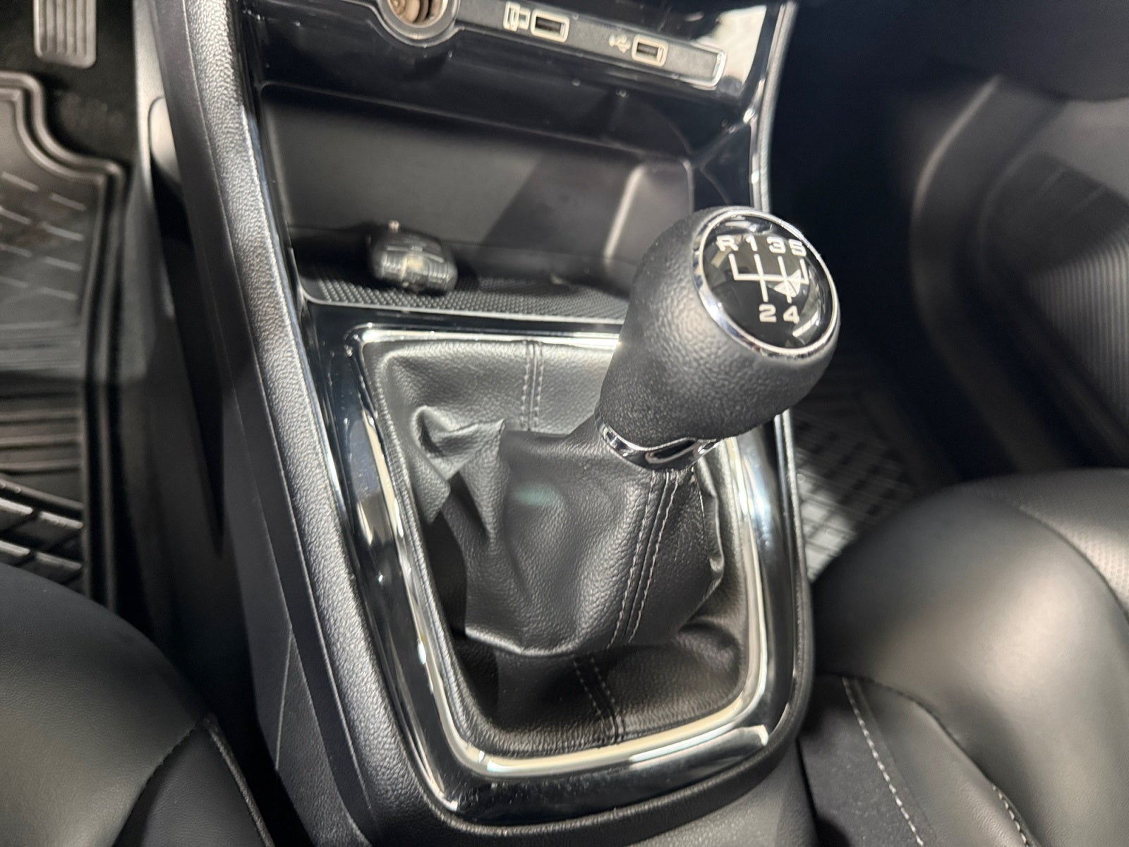 2022 MG MG5 1.5L COM EXCITE MT