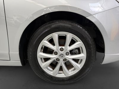 2022 MG MG5 1.5L COM EXCITE MT