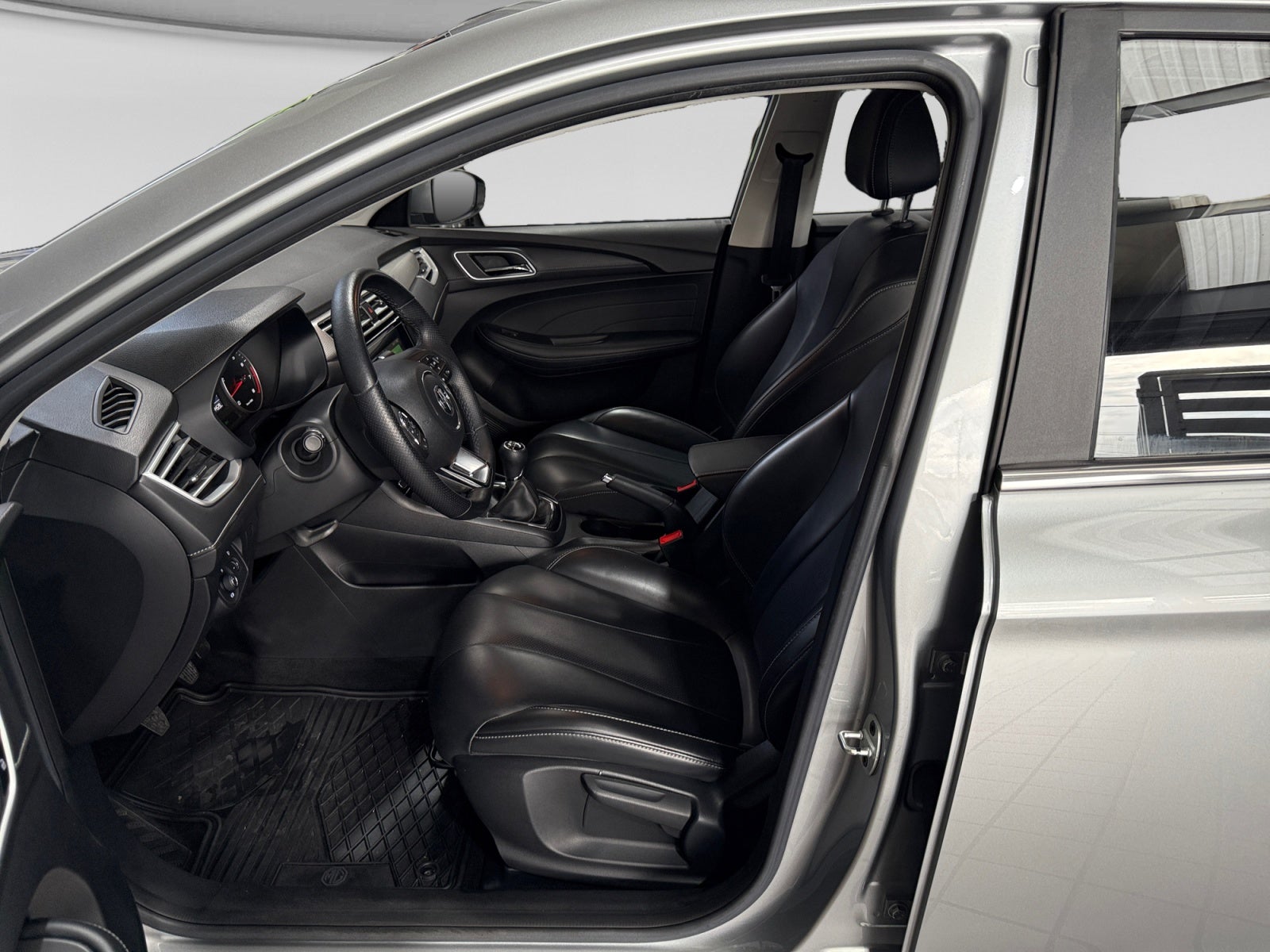 2022 MG MG5 1.5L COM EXCITE MT