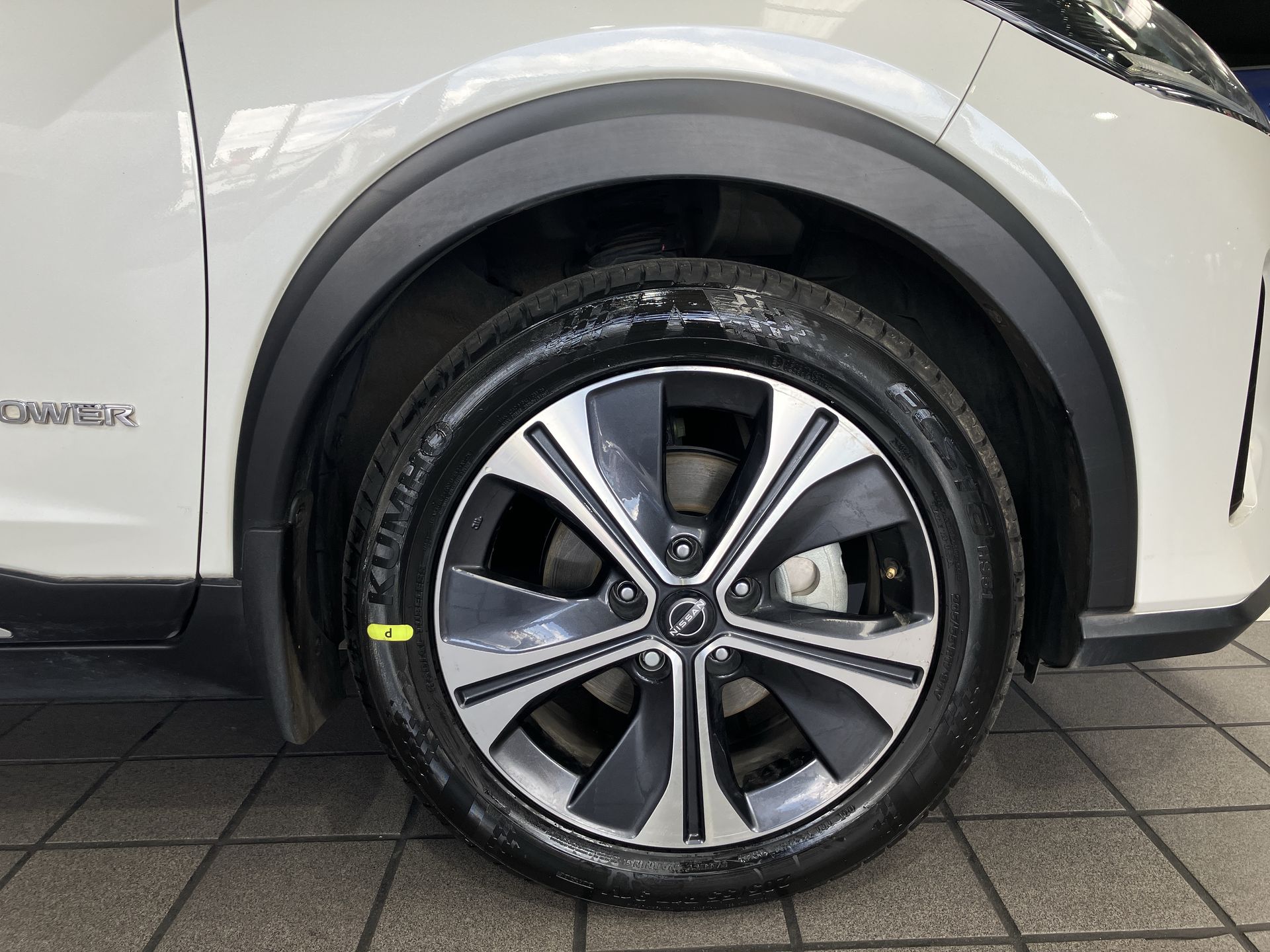 2024 Nissan KICKS E-POWER PLATINUM E-POWER 24