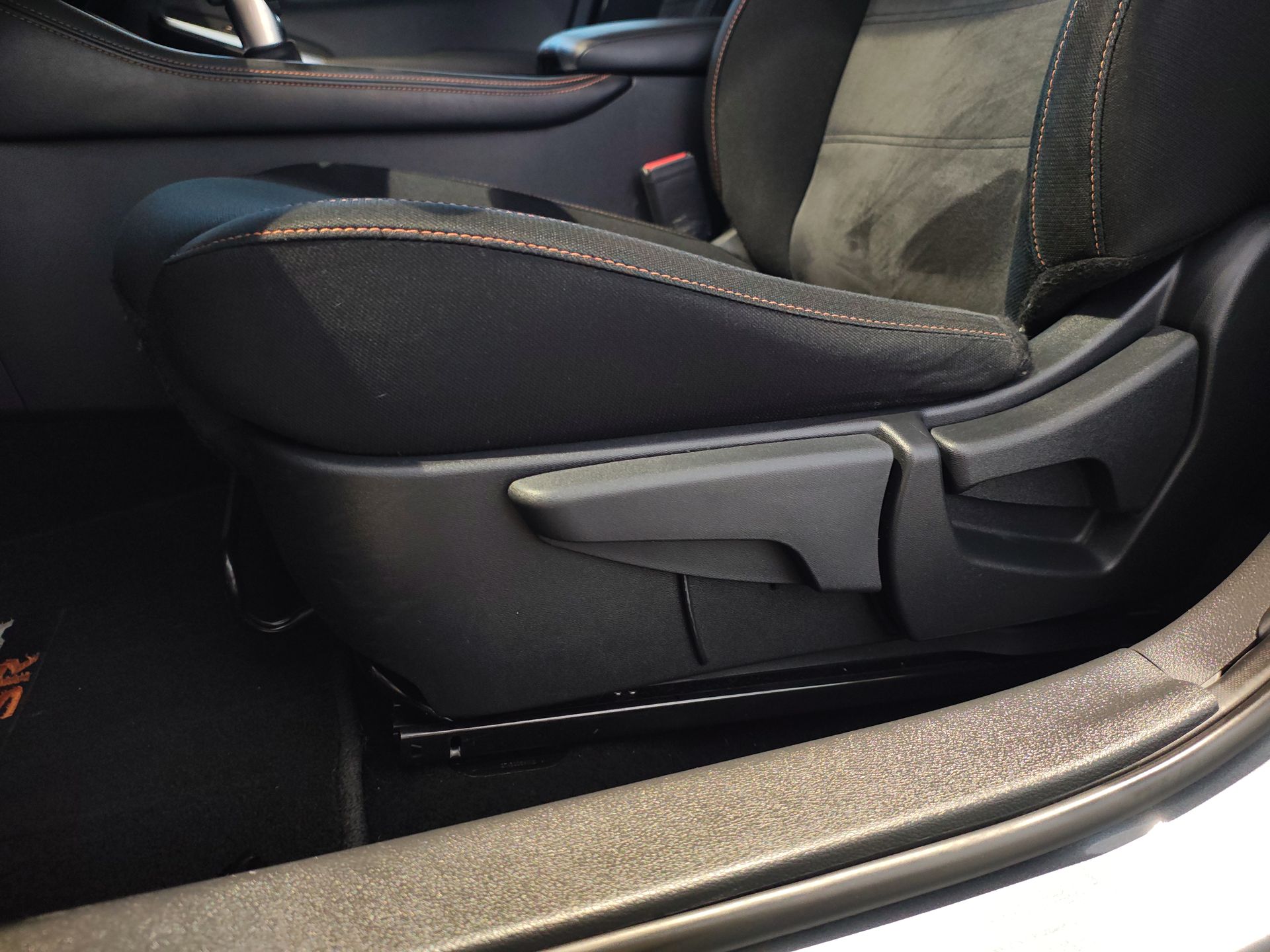 2023 Nissan SENTRA SR CVT 23