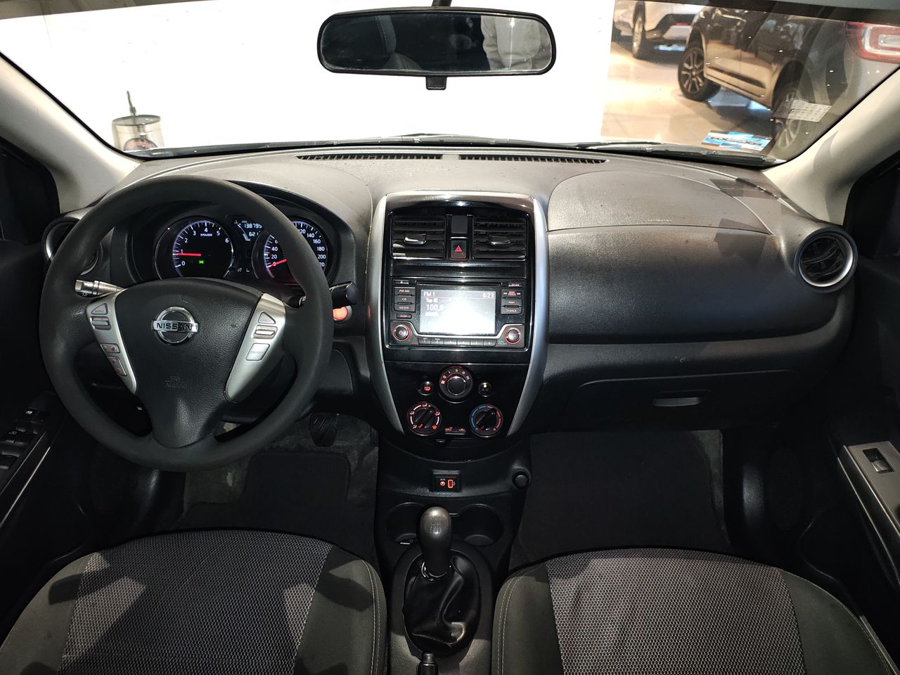 2018 Nissan VERSA ADVANCE MT AC