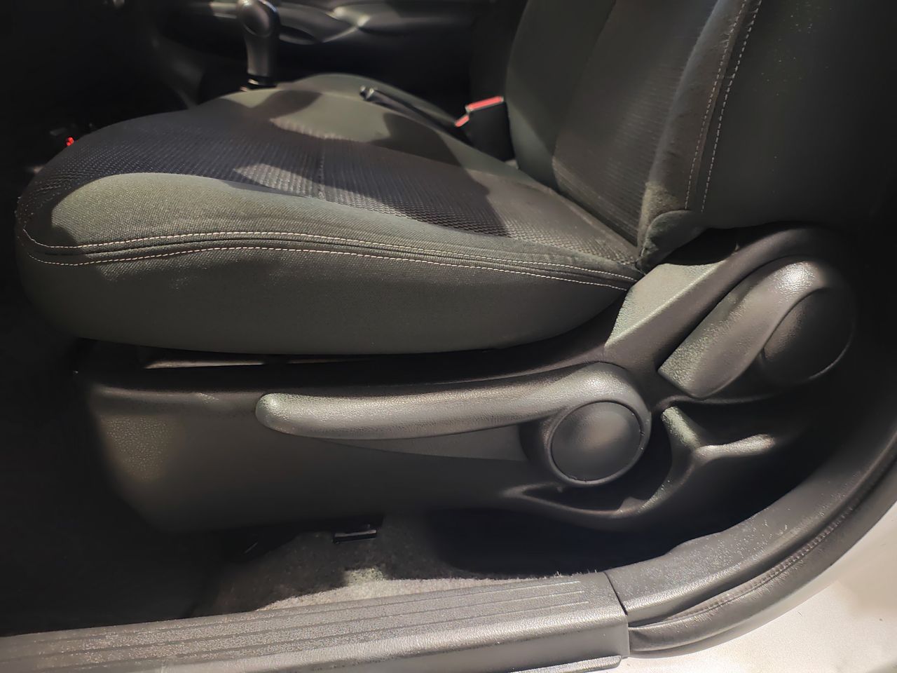 2018 Nissan VERSA ADVANCE MT AC