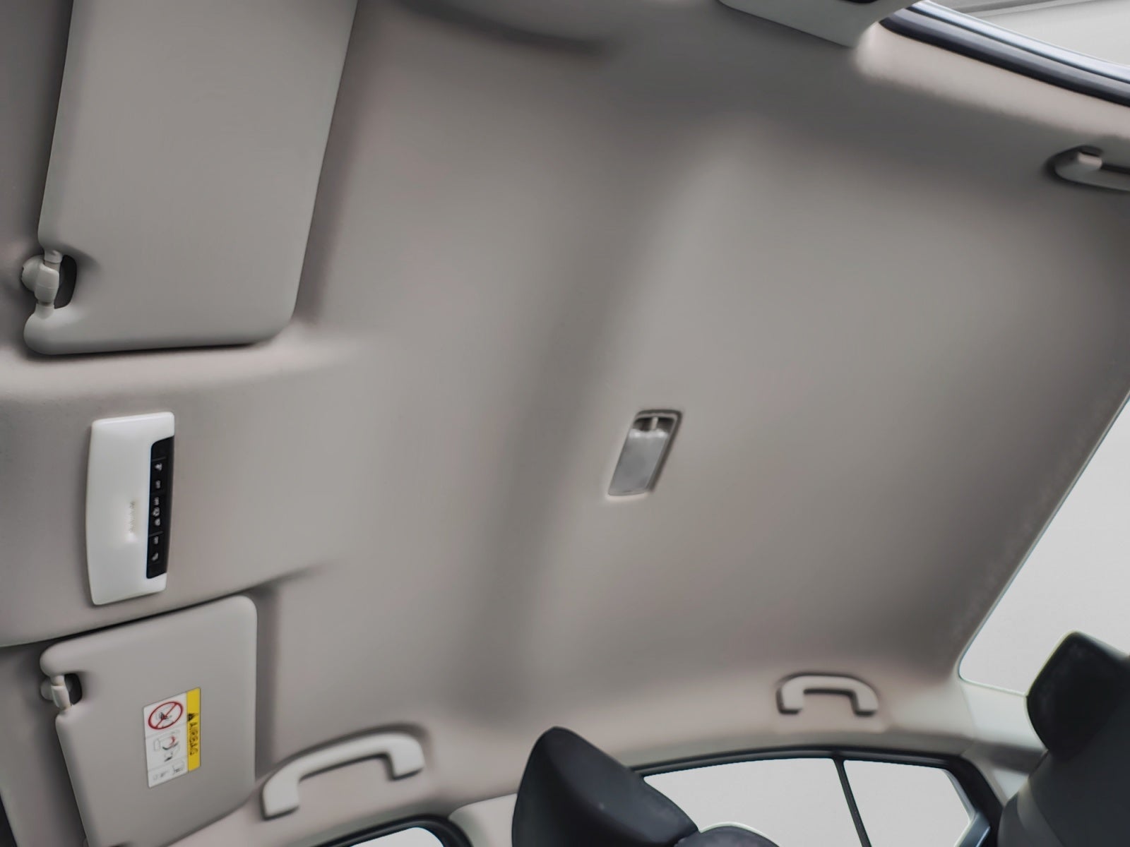 2021 Nissan VERSA ADVANCE CVT 21