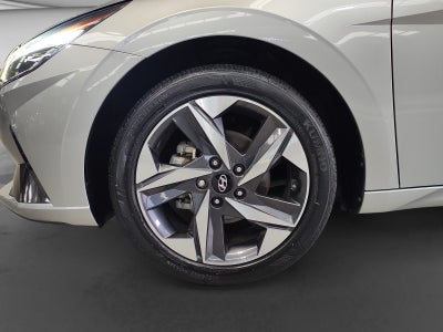 2023 Hyundai ELANTRA LIMITED TECH IVT