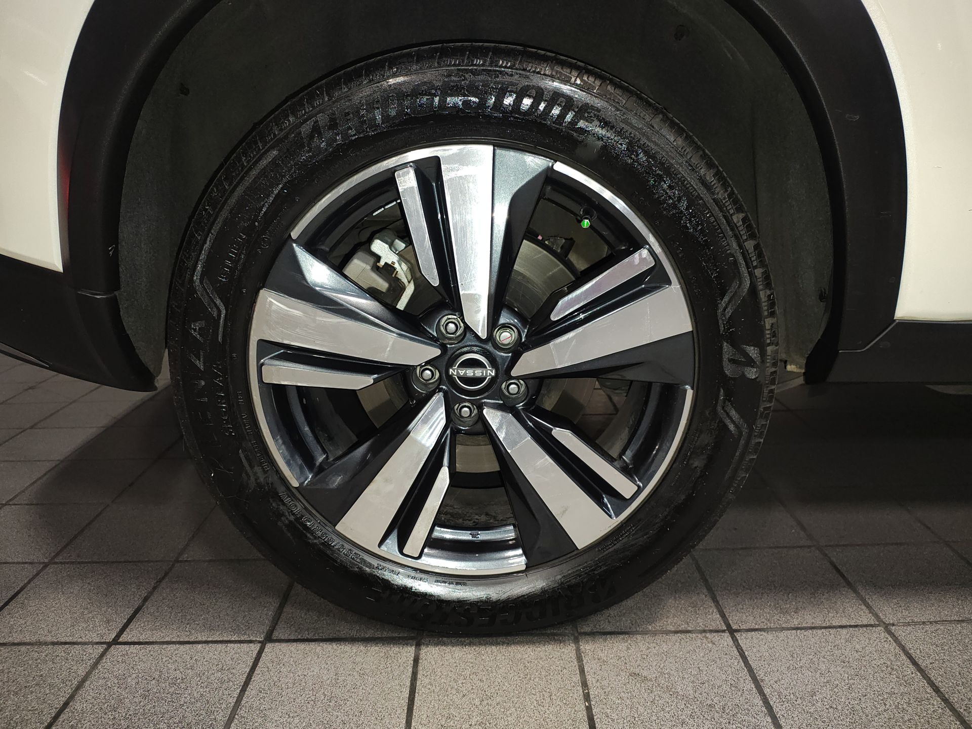 2024 Nissan X-TRAIL PLATINUM E-POWER 2 ROW 24