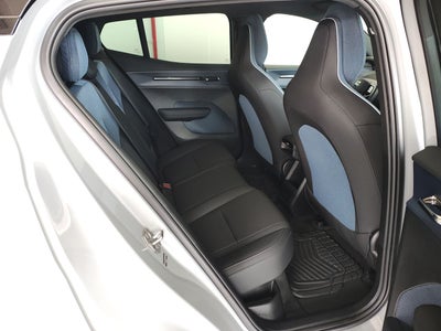 2024 Volvo EX30 PLUS