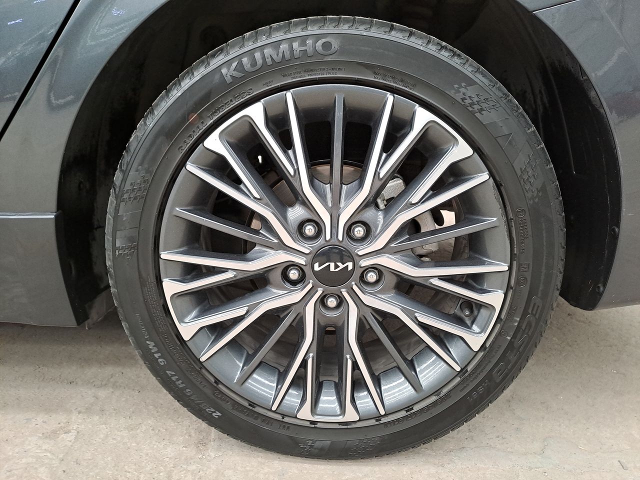 2023 Kia FORTE GT LINE