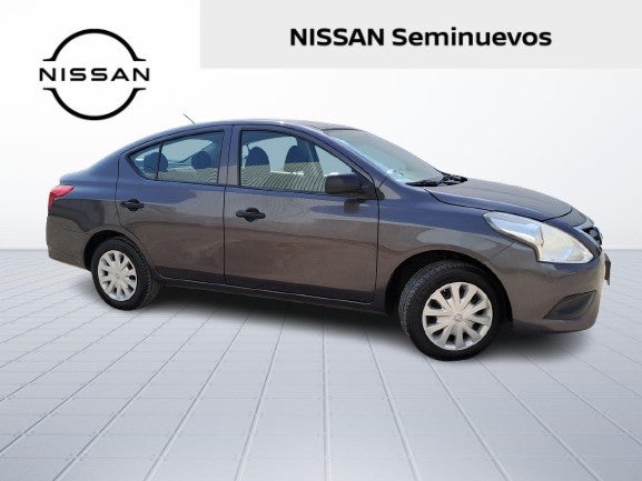 2020 Nissan VERSA MT AC 1.6L