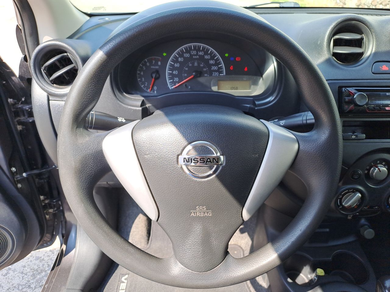 2020 Nissan VERSA MT AC 1.6L