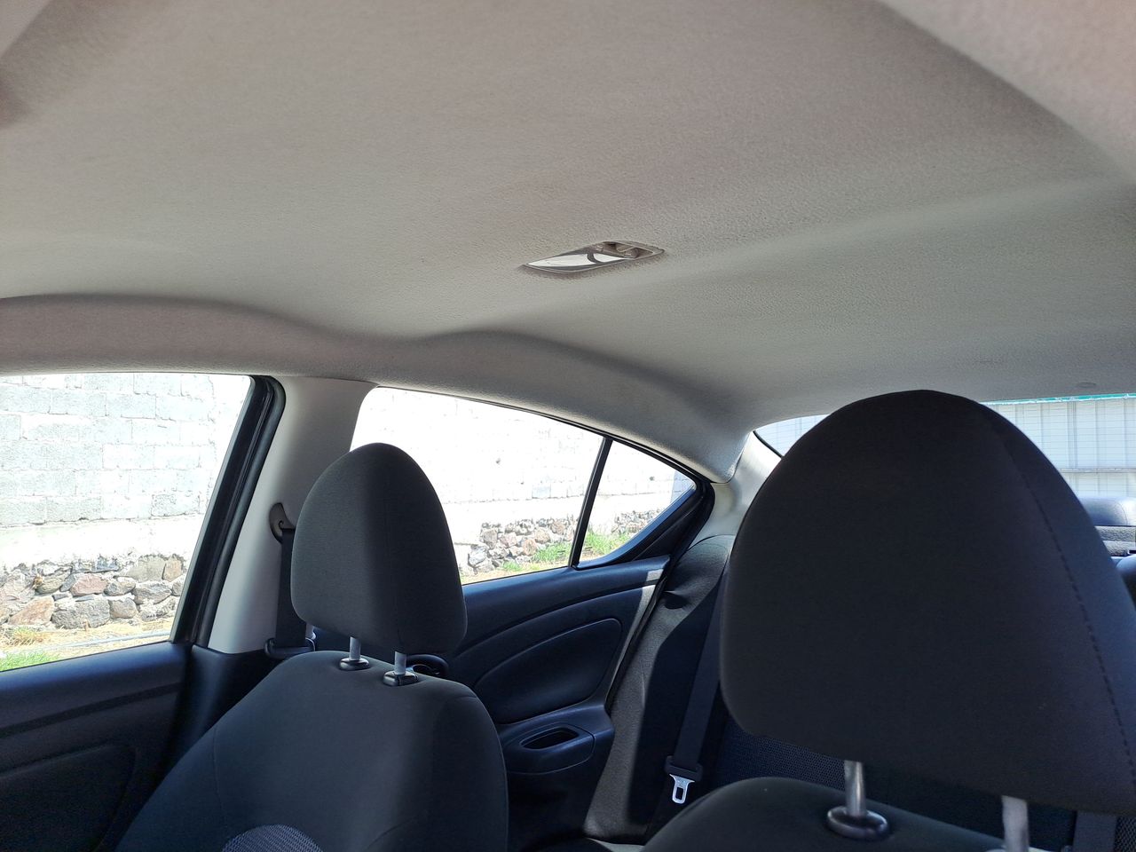 2020 Nissan VERSA MT AC 1.6L