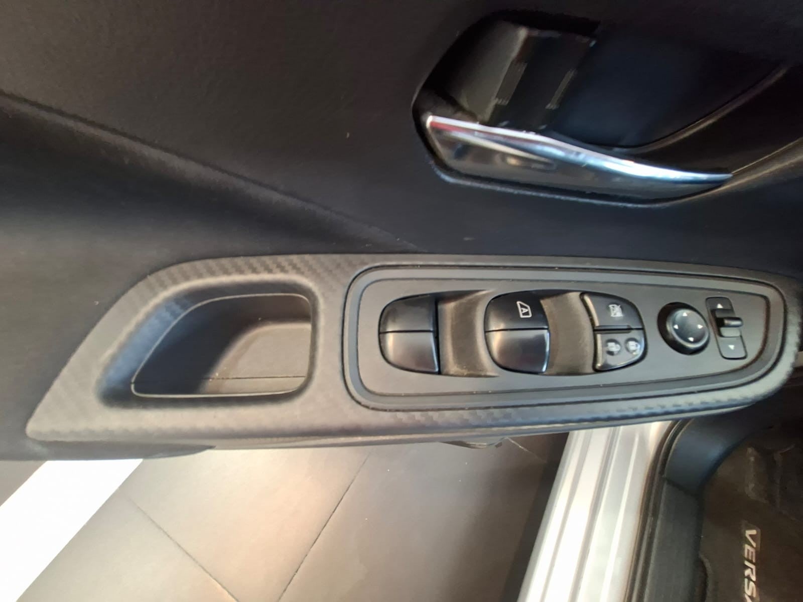 2024 Nissan VERSA ADVANCE MT 24