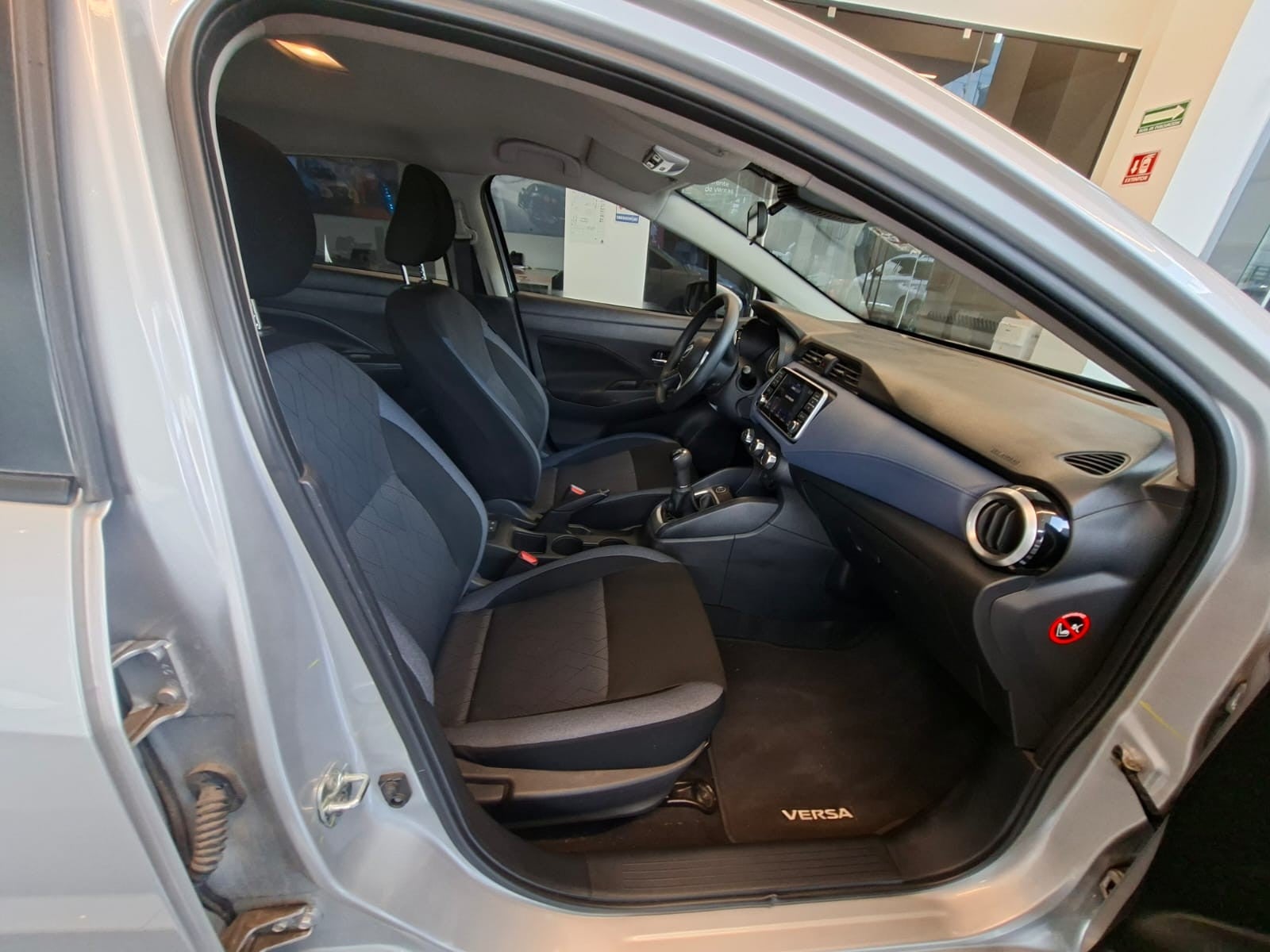 2024 Nissan VERSA ADVANCE MT 24