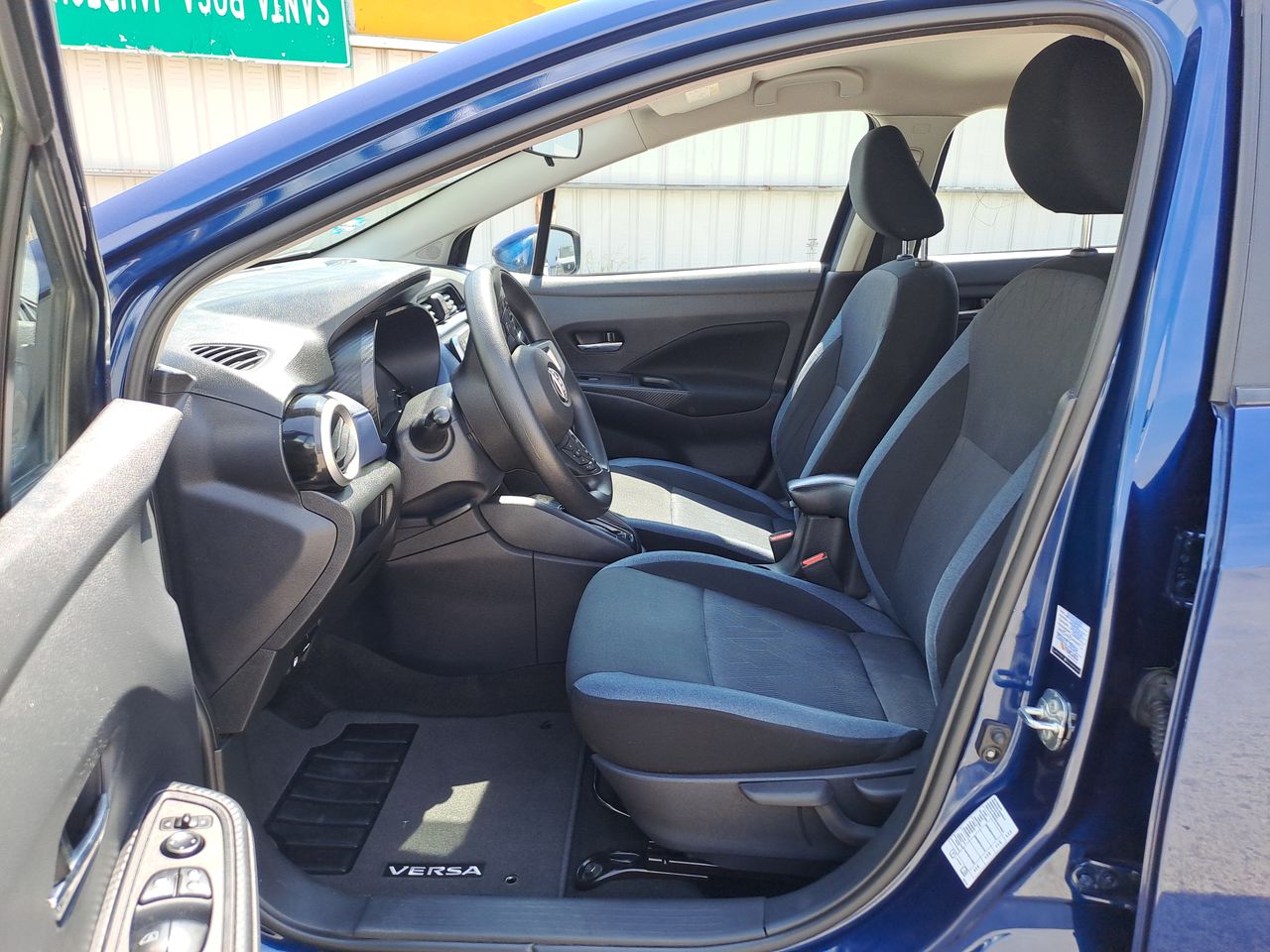 2023 Nissan VERSA ADVANCE CVT 23