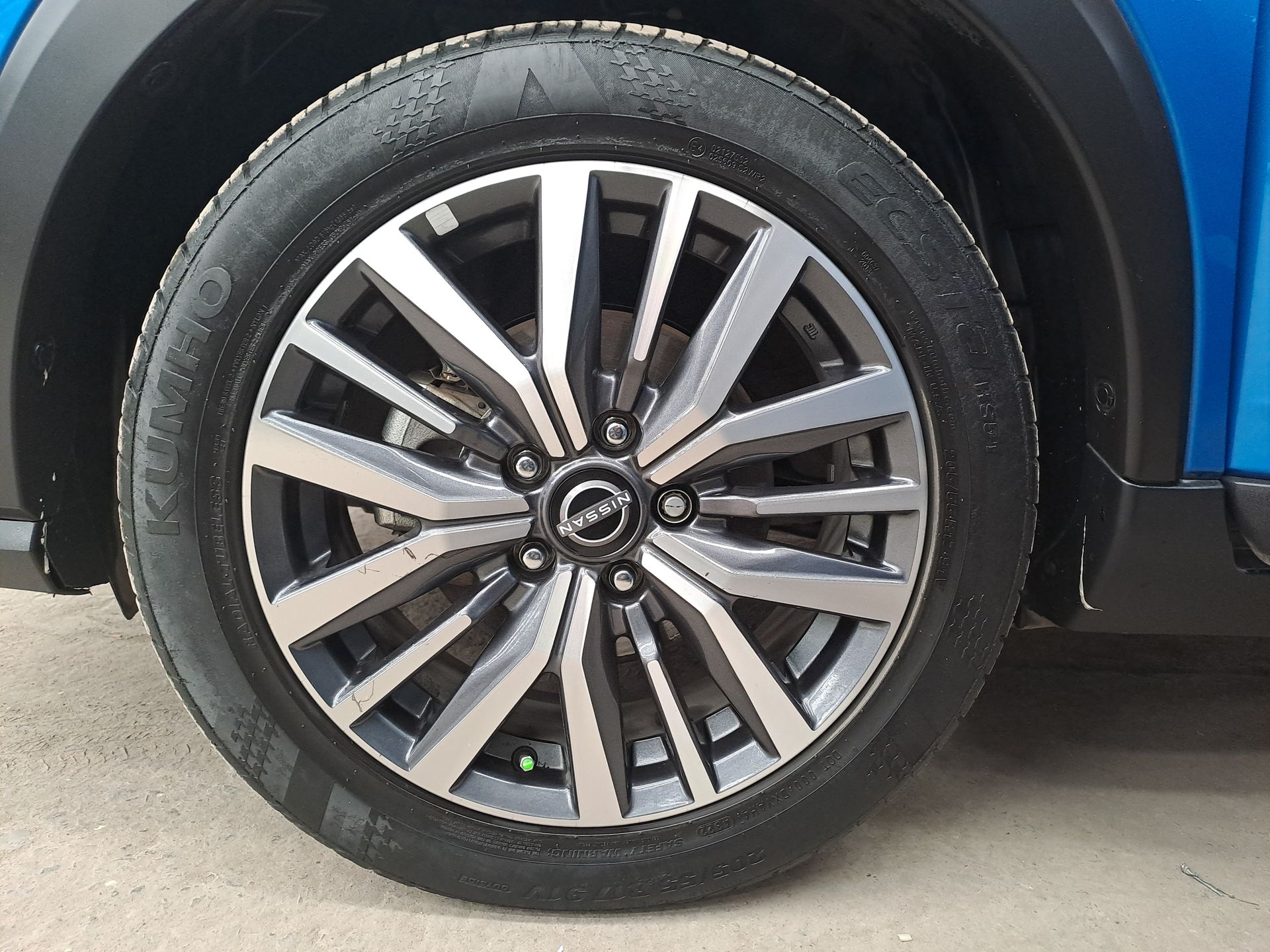 2023 Nissan KICKS PLATINUM 1.6 LTS CVT 23