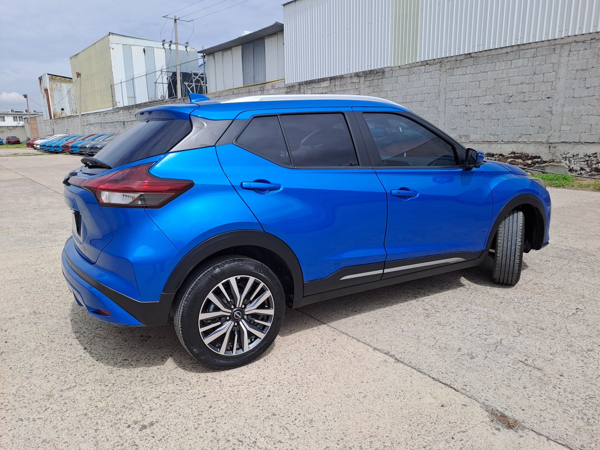 2023 Nissan KICKS PLATINUM 1.6 LTS CVT 23