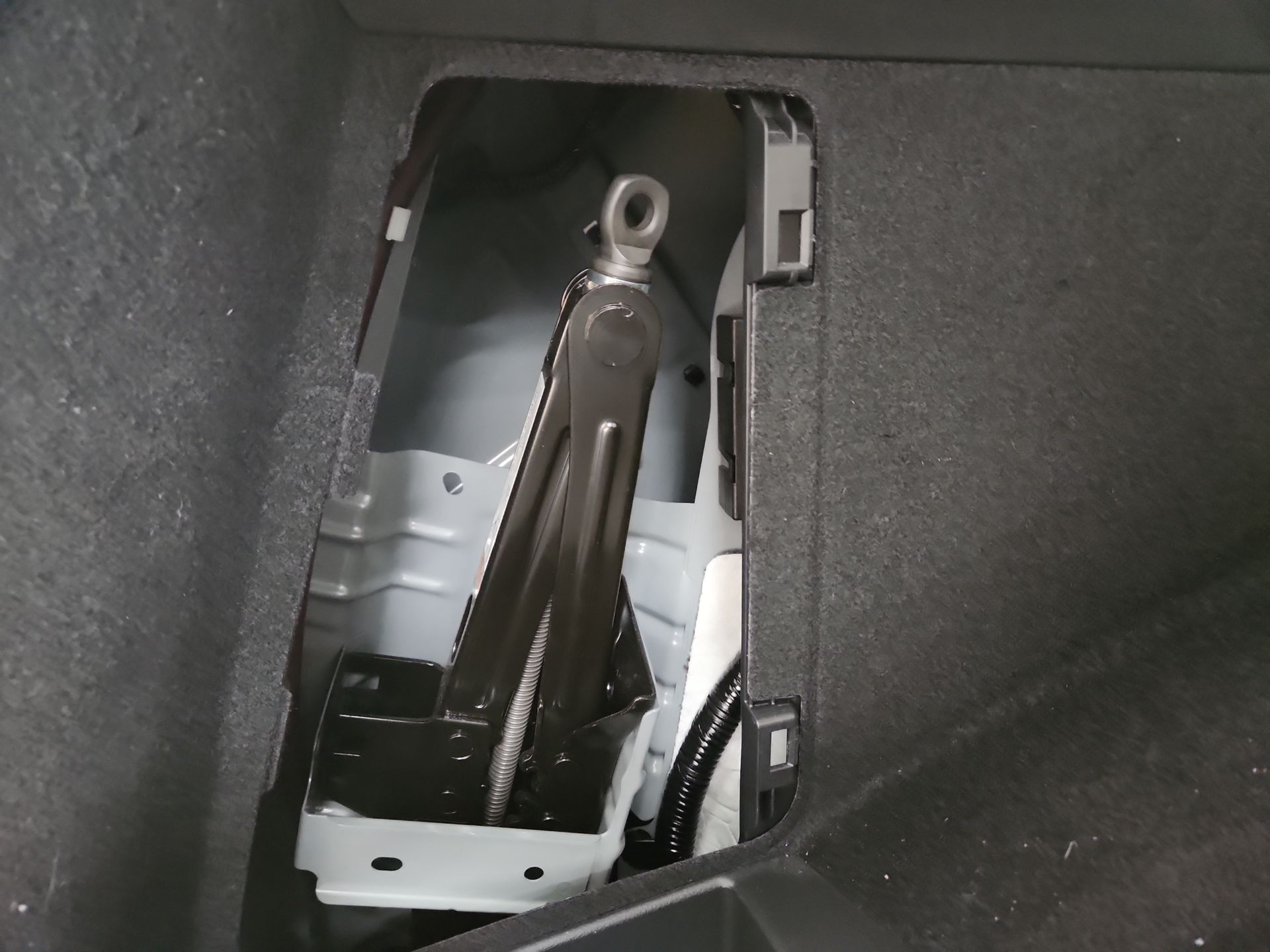 2024 Nissan X-TRAIL PLATINUM 2 ROW 24