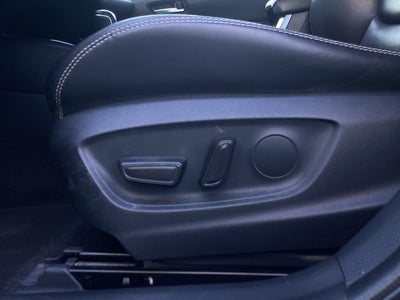 2020 Toyota COROLLA LE HV