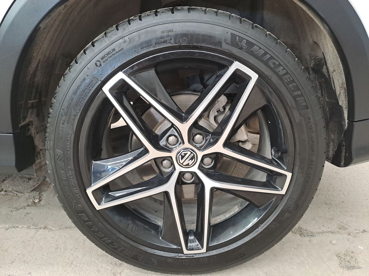 2024 MG RX5 1.5T LUX ELEGANCE DCT