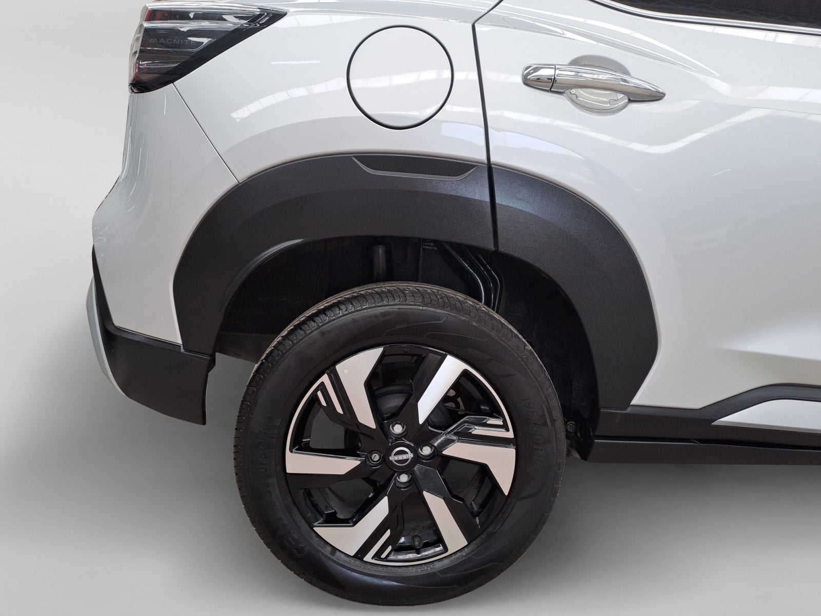 2025 Nissan MAGNITE EXCLUSIVE 1.0 LTS CVT 25
