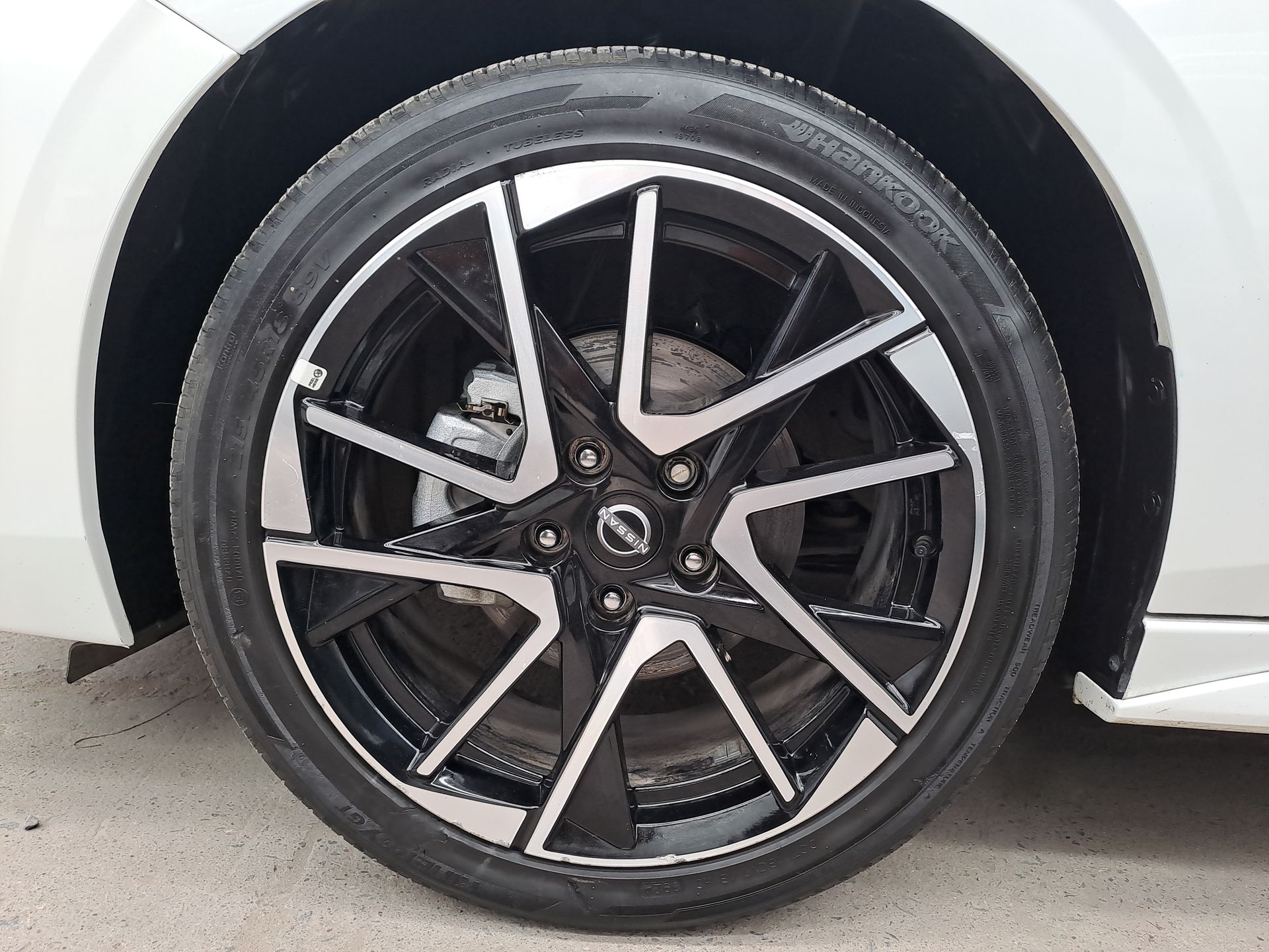 2025 Nissan SENTRA SR PLATINUM BITONO CVT 25