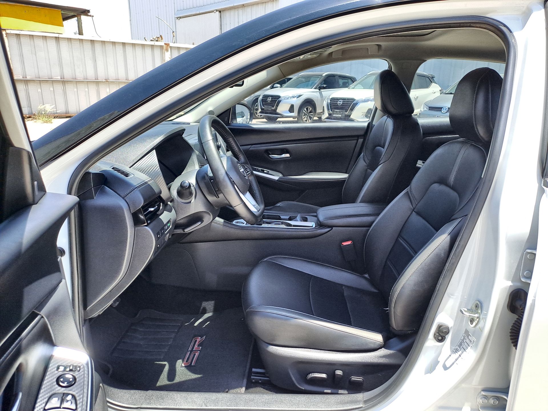 2025 Nissan SENTRA SR PLATINUM BITONO CVT 25