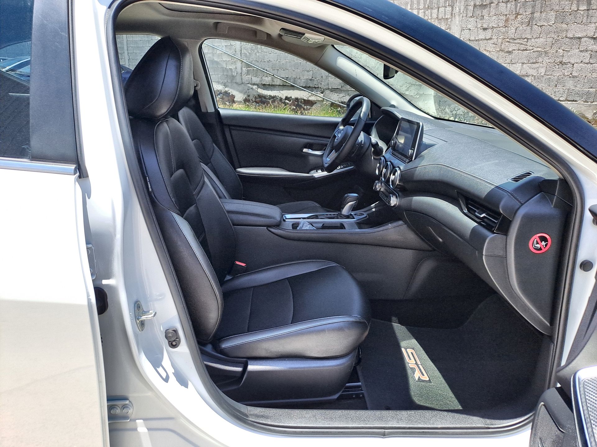 2025 Nissan SENTRA SR PLATINUM BITONO CVT 25