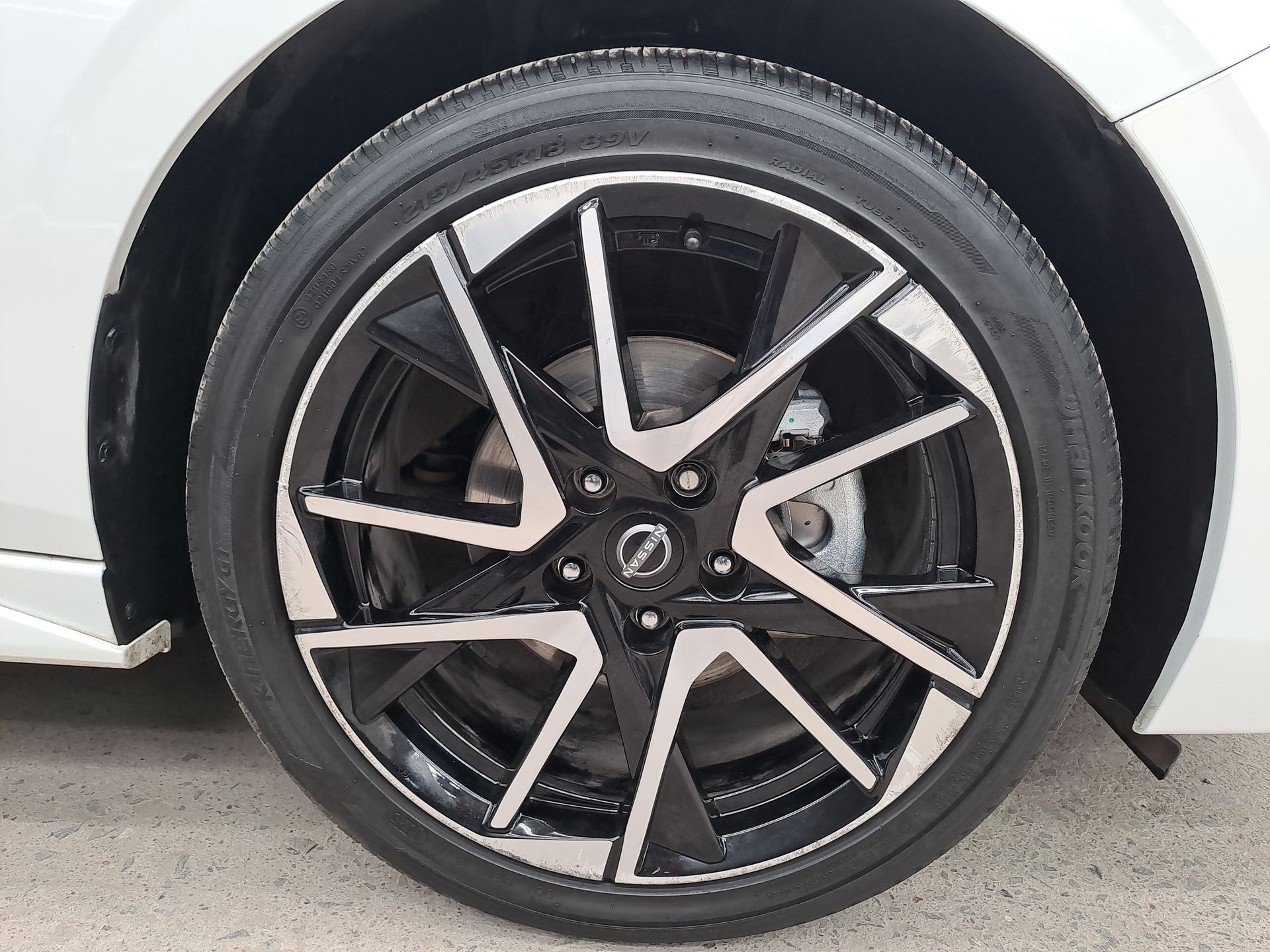 2025 Nissan SENTRA SR PLATINUM BITONO CVT 25