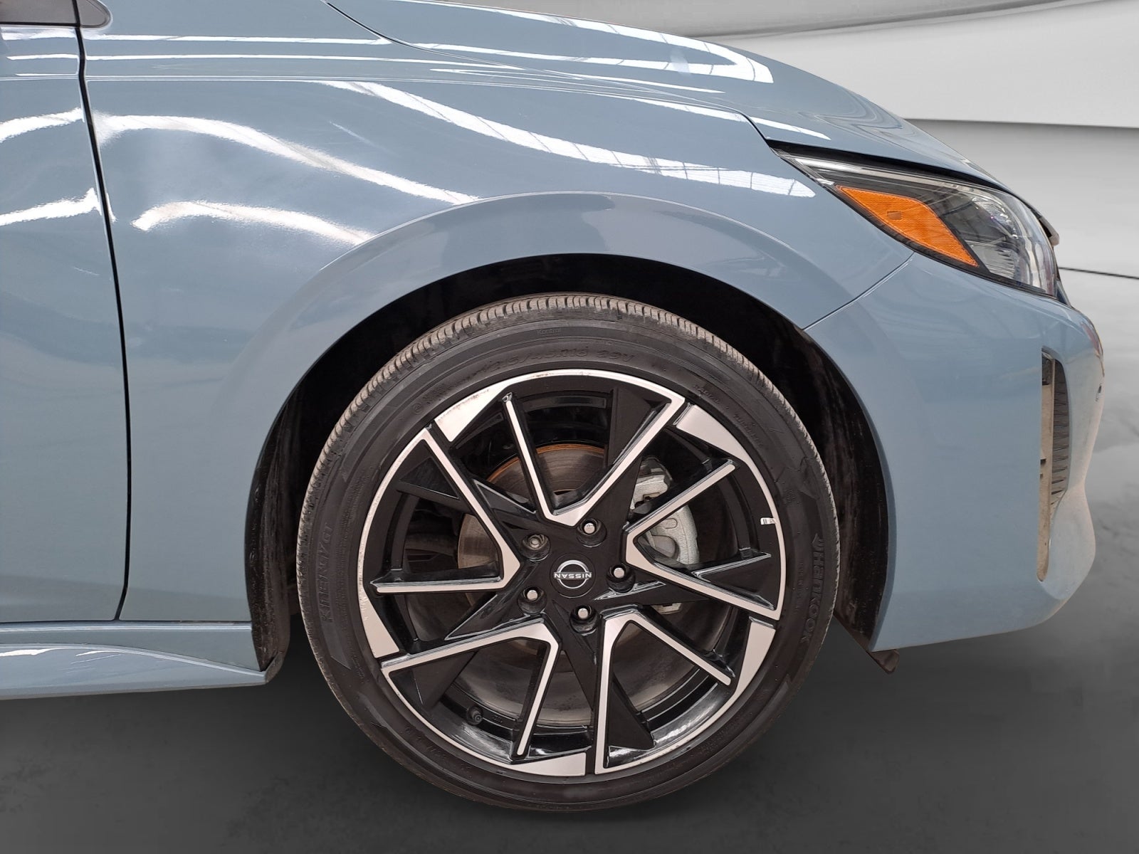 2025 Nissan SENTRA SR PLATINUM BITONO CVT 25